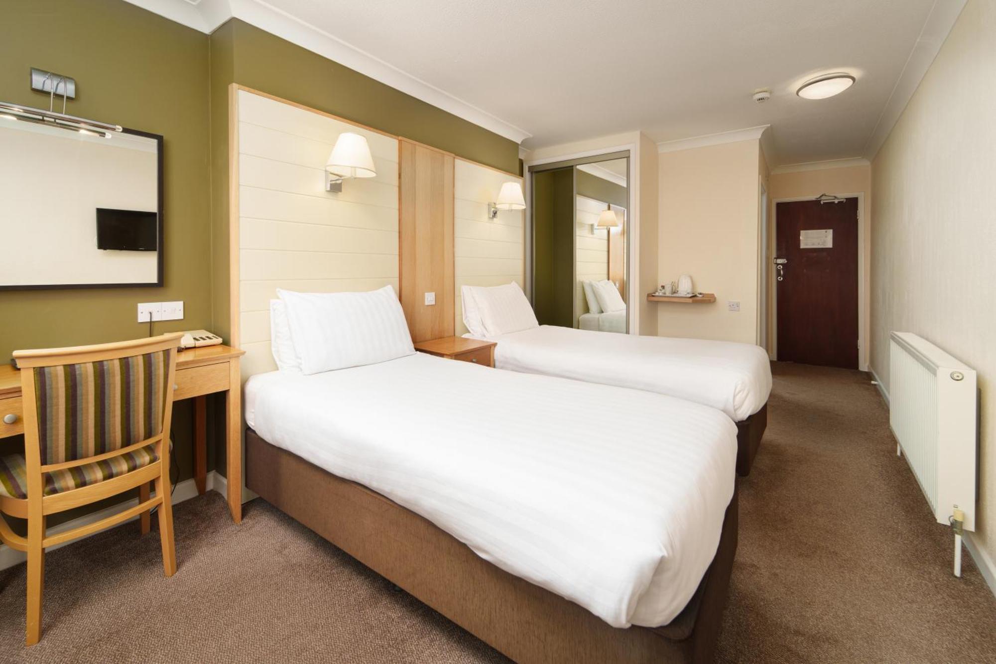 Trouville Hotel By Compass Hospitality Sandown Eksteriør bilde